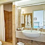 호텔 Colonna Park 4*