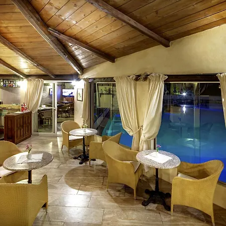 コロンナパークホテル ホテル