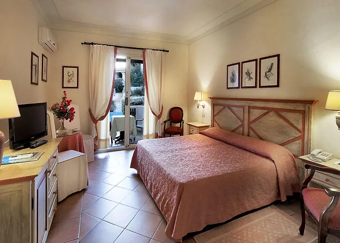 Colonna Park Порто-Черво