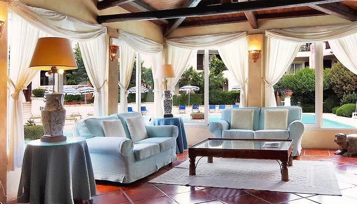 Отель Colonna Park