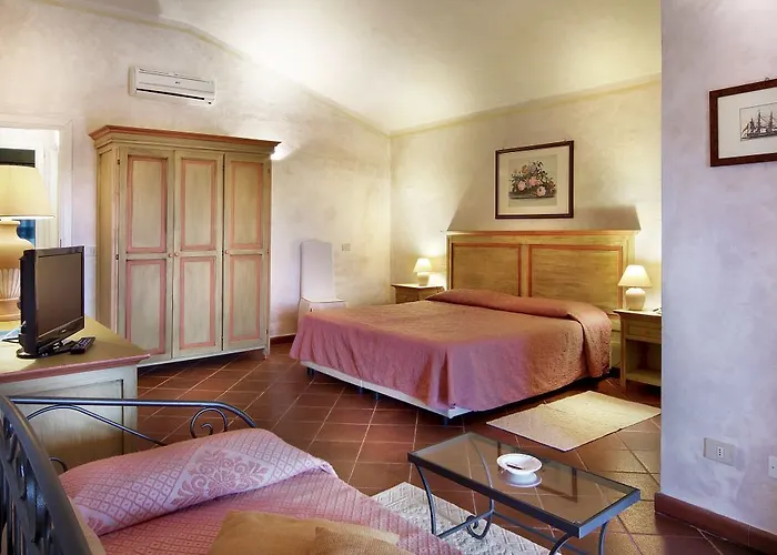 Colonna Park Отель Порто-Черво