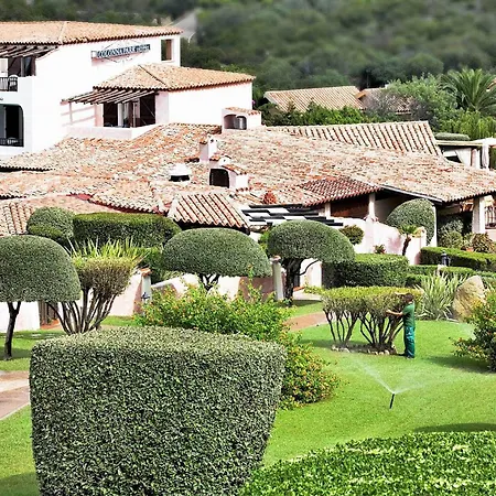 科隆纳公园酒店 4* 切尔沃港