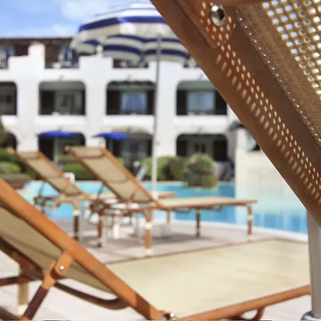 科隆纳公园酒店 4*